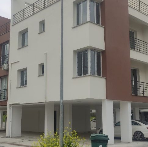 Moderne und stilvolle 2+1-Wohnung in Gönyeli – frisch fertiggestellt – türkischer Titel!