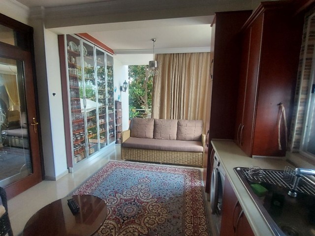 READY TO MOVE IN GIRNE ÇATALKÖY 3+2 LARGE GARDEN WITH ITS OWN GARDEN JACUZZI