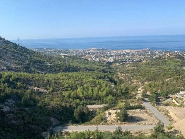 LOCATION: ÇATALKÖY KOÇAN: TÜRK KOÇANLI VIEW: Uninterrupted mountain and sea view The land consists of 31 parcels and the entire land subdivision and its entire infrastructure have been completed. Parcel dimensions start from 650 m2 to 1.25 m2.