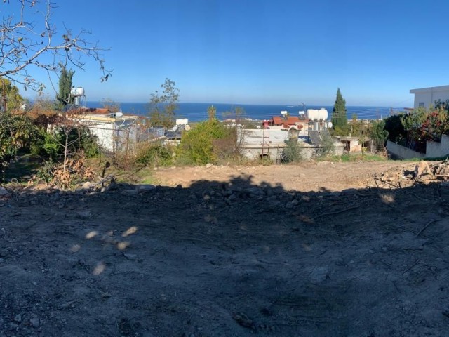 Grundstück zum Verkauf in Arapköy, mit 100/100-Zoneneinteilung, herrlichem Meerblick