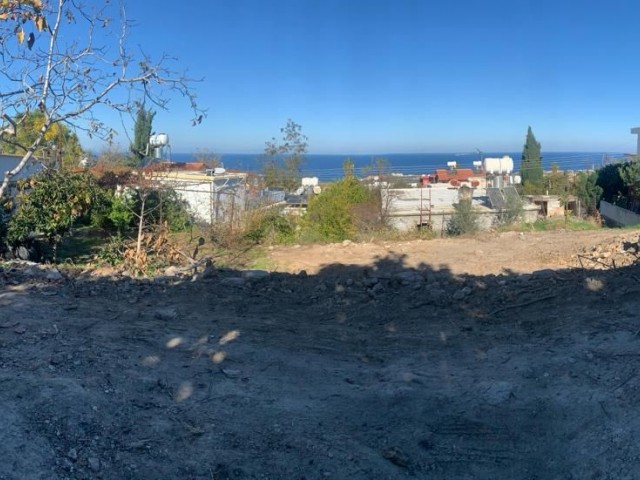 Land for sale in Arapköy, with 100/100 zoning, magnificent sea view