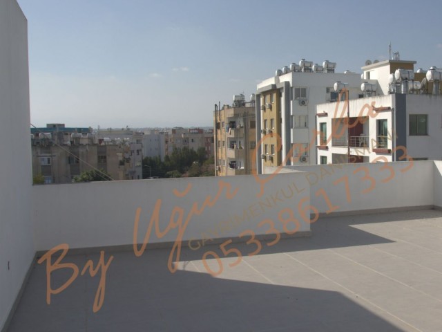 2+1 PENTHOUSE ZUM VERKAUF IN GÖNYELİ