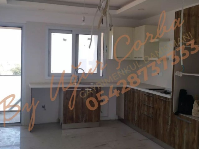 GİRNE MERKEZ 3+1 SATILIK DAİRE 