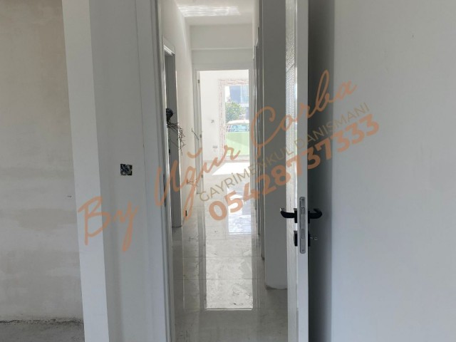 LARGE SPACIOUS 3+1 FLAT FOR SALE IN GÖNYELİ