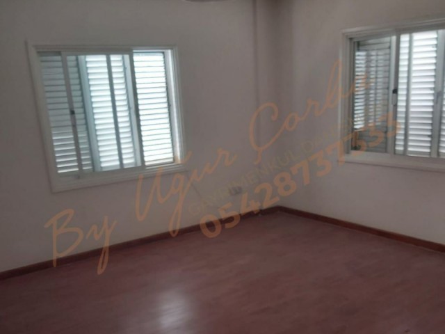 YENIKENT 3+1 FLAT FOR SALE