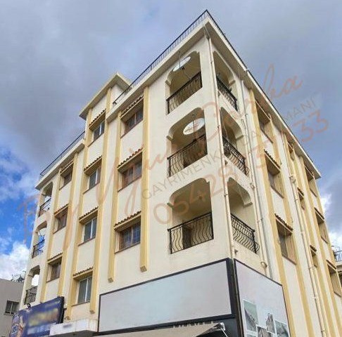 COMPLETE BUILDING FOR SALE IN GÖNYELİ