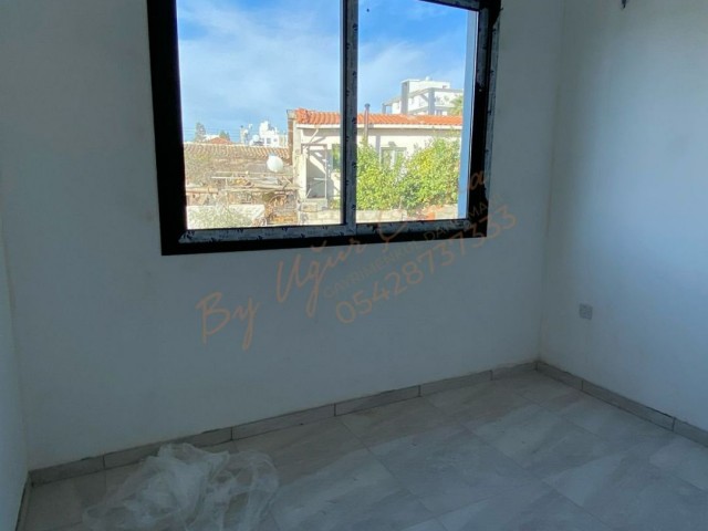 KÜÇÜKKAYMAKLI SATILIK 2+1 DAİRE