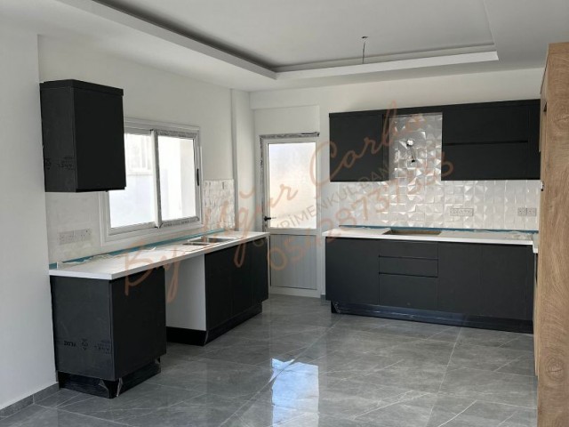 3+1 FLAT FOR SALE IN HAMİTKÖY