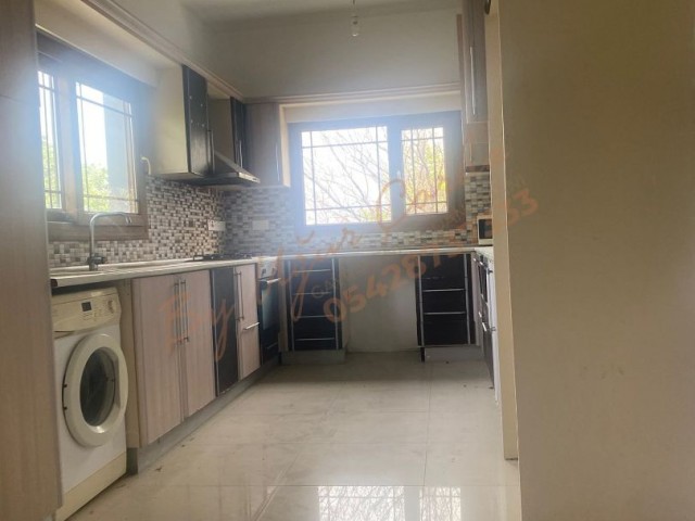 3+2 FLAT FOR SALE IN LAPTA