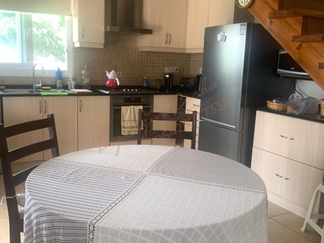 ALSANCAK 3+1 VILLA FOR RENT