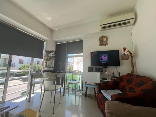 KYRENIA CENTER 1+1 FLAT FOR RENT