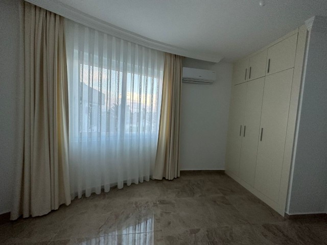  2+1 FLAT FOR SALE IN A COMPLEX WITH POOL