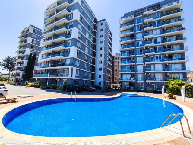 APARTMENT 3+1 FOR RENT IN THE CENTER OF KYRENIA. COMPLEX WITH POOL