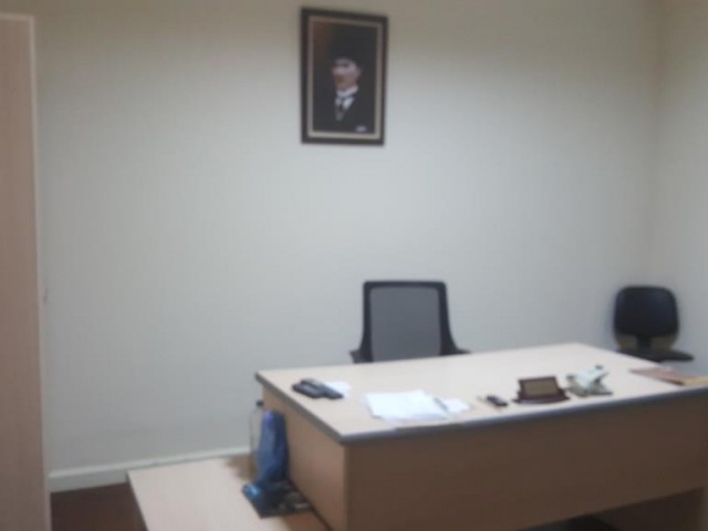 KÖŞKLÜÇİFTLİK (MALİYE BAK.ARKASI) BÖLGESİNDE KİRALIK OFİS. İLETİŞİM: 0542 885 88 88   