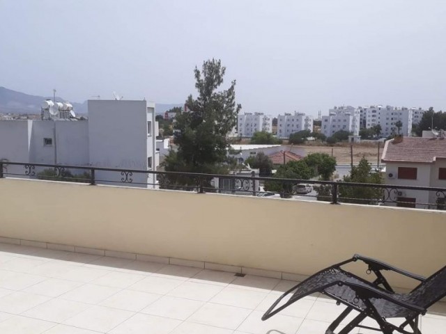 LEFKOŞA KIZILBAŞ BÖLGESİNDE KİRALIK PENTHOUSE. İLETİŞİM: 0542 885 88 88 