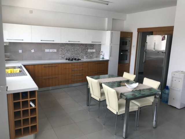 Flat To Rent in Küçük Kaymaklı, Nicosia