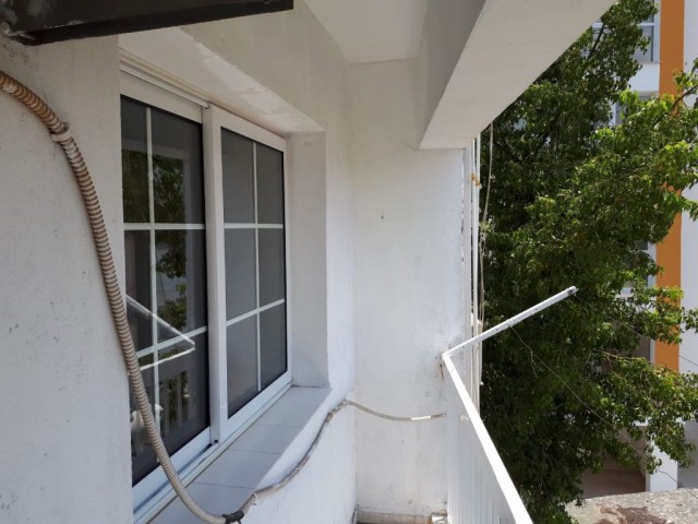 Flat For Sale in Yenişehir, Nicosia