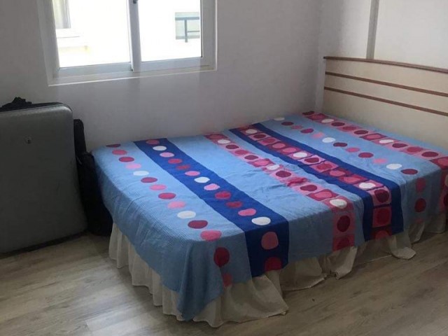 GÖNYELİ DE  ÖZENLE  YAPILMIŞ  MODERN   3+1  DAİRE 