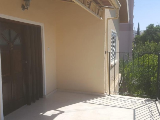 Flat To Rent in Köşklüçiftlik, Nicosia