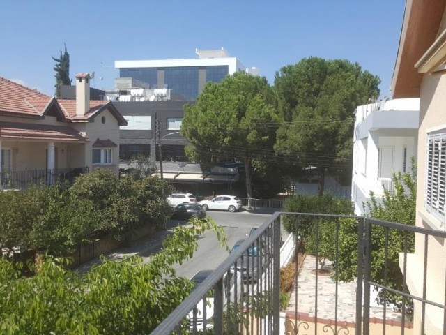 Flat To Rent in Köşklüçiftlik, Nicosia