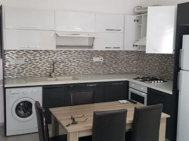 LEFKOŞA DEREBOYUNDA LÜX KİRALIK 2+1 DAİRE.