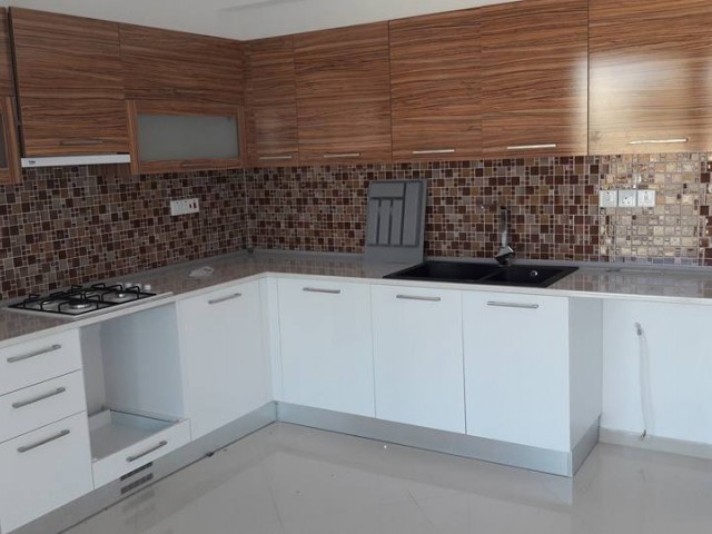 Flat To Rent in Köşklüçiftlik, Nicosia