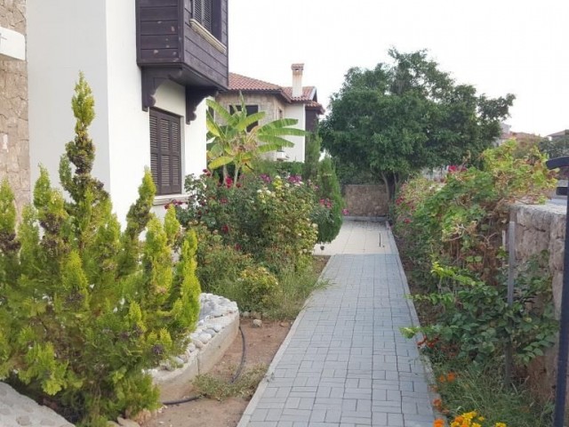 Villa To Rent in Çatalköy, Kyrenia