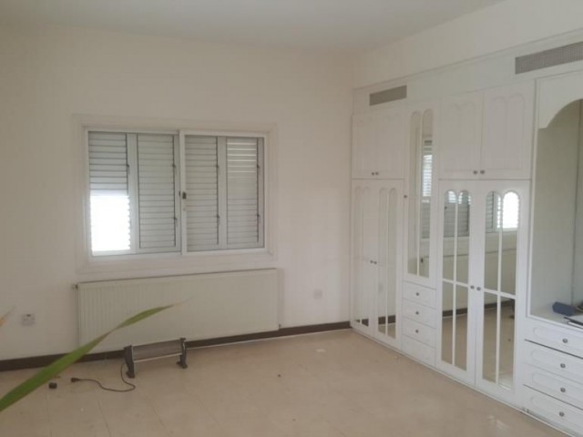 Business To Rent in Ortaköy, Nicosia