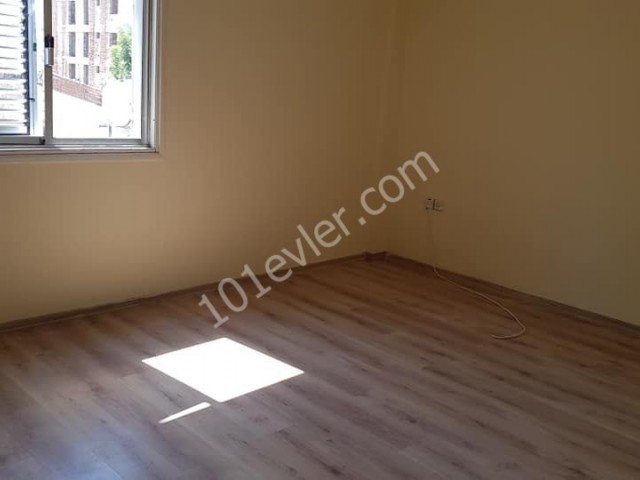 Detached House To Rent in Göçmenköy, Nicosia