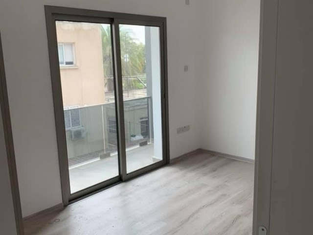 LEFKOŞA MARMARA BÖLGESİNDE 2+1 EŞYASIZ AYLIK ÖDEMELİ KİRALIK DAİRE