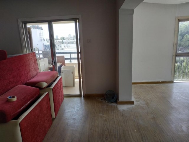 DEREBOYU MERKEZDE SATILIK 3+1 DAİRE. İLETİŞİM: 444 36 55 