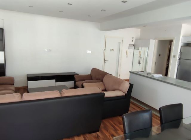 Flat For Sale in Yukarı Girne, Kyrenia