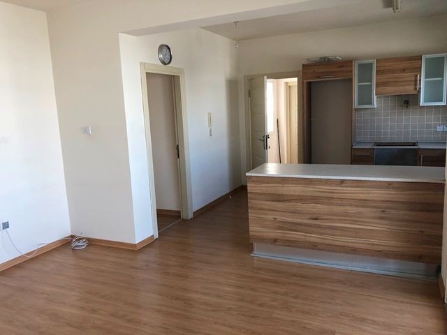 Flat For Sale in Küçük Kaymaklı, Nicosia