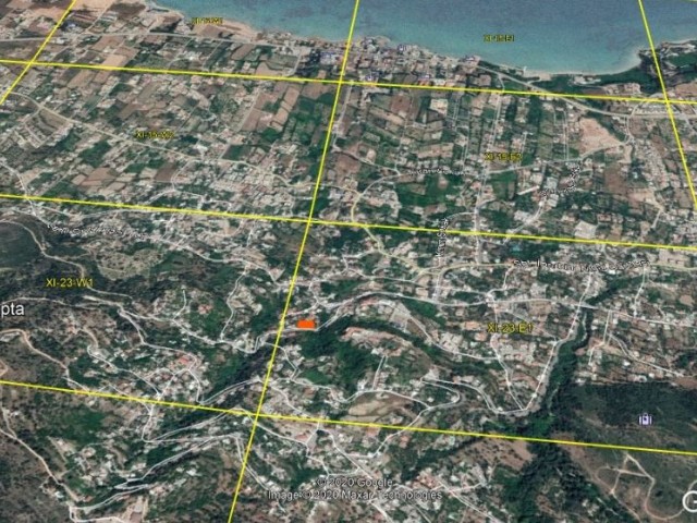 Residential Zoned Plot For Sale in Lapta, Kyrenia