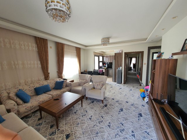 YOU CAN HAVE 61.000 STG IN OUR LUXURY 3 + 1 APARTMENT THAT DOES NOT REQUIRE ANY EXPENSES, WHICH IS SUITABLE FOR EVERY FAMILY WITH ITS LOCATION AND SIZE WHERE YOU WILL LIVE PEACEFULLY IN NICOSIA MITRELI ** 