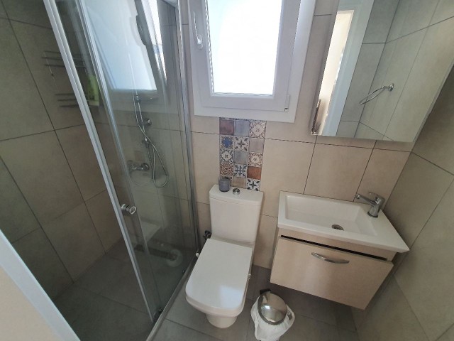 LEFKOSA YA 10 IS A 5-MINUTE WALK FROM ERÜLKÜ SUPERMARKET, A 5-MINUTE WALK FROM THE AIRPORT, A 3 +1 ONE-STORY GROUND HOUSE WITH A SPACIOUS PAID-FOR FRONT AND REAR GARDEN THAT DOES NOT REQUIRE ANY MAINTENANCE AND RENOVATION ** 