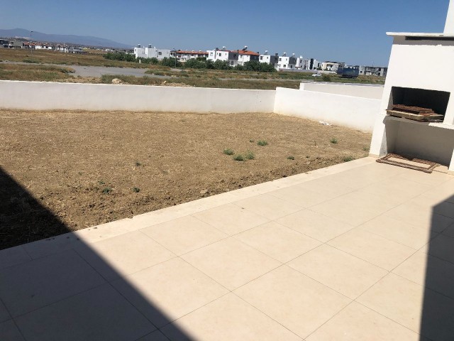 YENIKENT 4 + 1 AND 5 + 1 VILLAS WITH LARGE GARDENS READY FOR DELIVERY IN A SPACIOUS LOCATION ** 