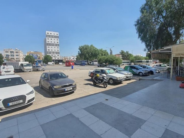 SHOP ZU VERMIETEN IN DER NÄHE DES BUSBAHNHOFS IM ZENTRUM VON NIKOSIA 200 STG ** 