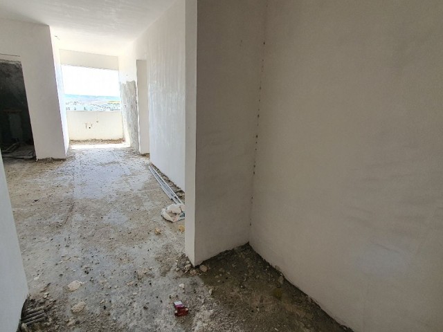 THERE ARE 2 160 M2 3-BEDROOM APARTMENTS, 3 UNFINISHED 2-BEDROOM APARTMENTS, A 40 M2 SHOP AND A BASEMENT IN APATMAN FOR SALE IN NICOSIA / YENIKENT, VEDAT PETROL, ARDA SUPERMARKET, AS WELL AS 50 METERS FROM THE STREET Dec.AN UNMISSABLE OPPORTUNITY FOR INVESTMENT PURPOSES THAT REQUIRE RENOVATION. ** 