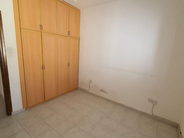 INVESTMENT OPPORTUNITY IN METEHAN, NICOSIA WITH ALL TAXES PAID IN A FAMILY APARTMENT WITH ITS 140 M2 SIZE AND WITHOUT EXPENSE.