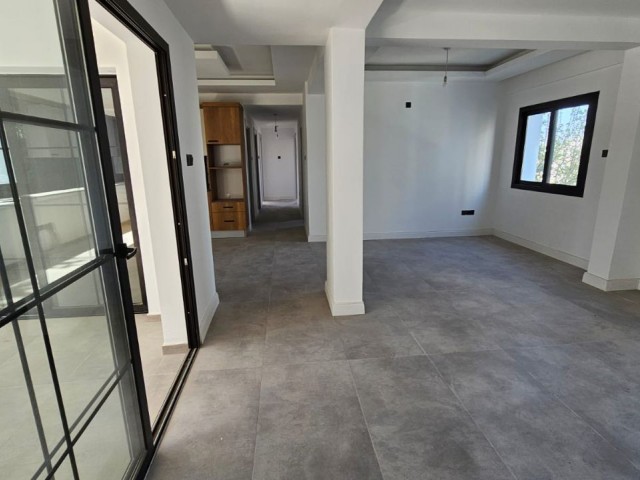 LAST 2 FLATS OF 142 M2, 3+1, LARGE TERRACE WITH ELEVATOR, READY FOR DELIVERY IN THE CENTRAL KIZILBAŞ AREA OF NICOSIA. CALL NOW TO VISIT OUR FLATS, WHICH ARE ATTRACTING ATTENTION WITH ITS SIZE AND LOCATION.