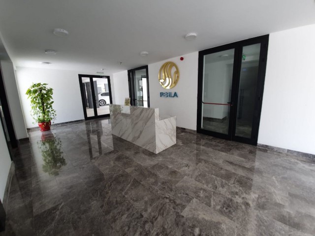 1+1 komplett möblierte Wohnung zum Verkauf im Zentrum von Kyrenia, Standort Perla. 