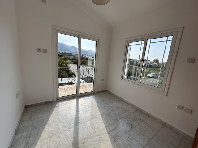 3+1 detached villa for sale in Kyrenia, Karsiyaka.