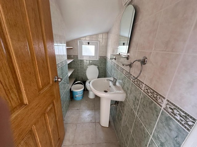 Karsiyaka 3+1 satilik villa, Girne