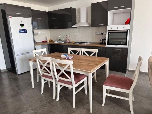 2+1 FULLY FURNISHED FLAT FOR RENT IN KYRENIA, WITH MOUNTAIN AND SEA VIEWS.