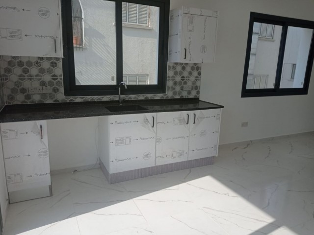 Newly finished apartments for sale in Yenişehir ** 