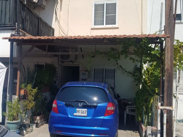 Einfamilienhaus Kaufen in Göçmenköy, Nikosia