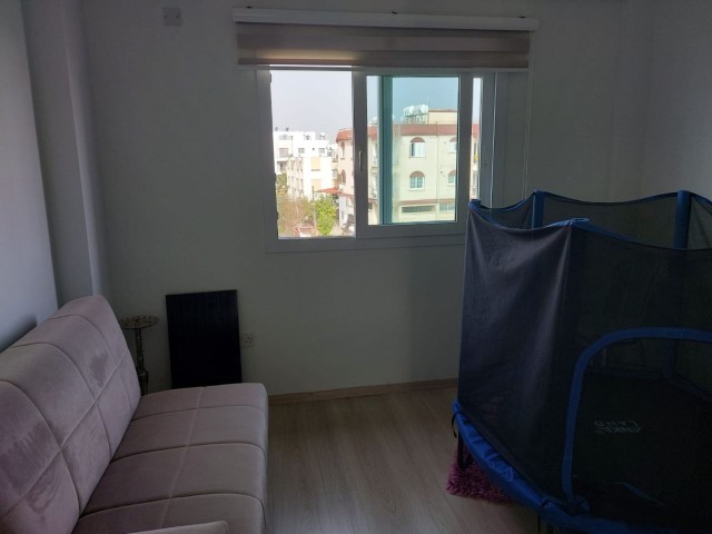 3 + 1 Wohnung Zu vermieten in Hamitköy ** 