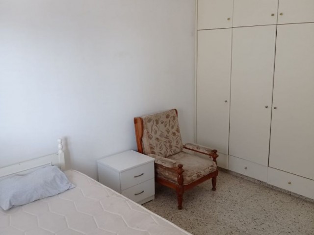 Gönyeli 3+1 flat for rent