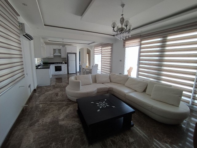 Esentepe 3+1 lux kiralik villa +905428777144 Rus, Turk, Engl